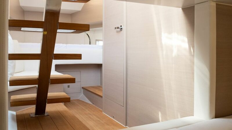 SACS REBEL 40 